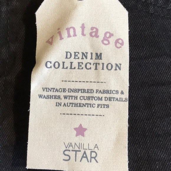 Vanilla Star Festival Shorts - Picture 5 of 5